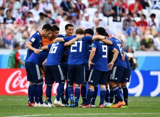 【世界杯16强赛】从跪着活到站着死　日本赢回全世界尊重