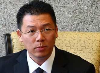 倪可敏获选为国会下议院副议长