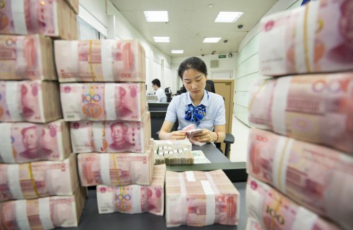 人民币重贬10%  全球市场为何未爆大灾难？